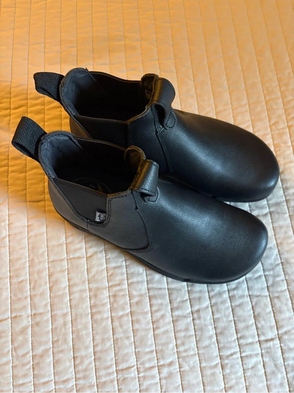 LEMS Chelsea Boots TUFF , Men’s size 7, Women’s 7.5